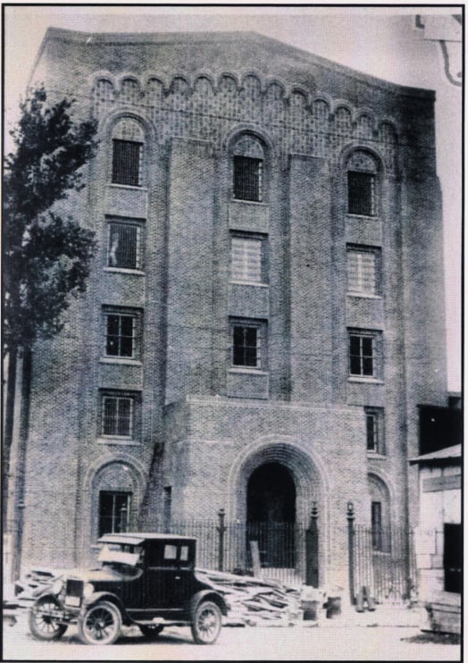 Image of the haunted Old Bexar County Jail in San Antonio.