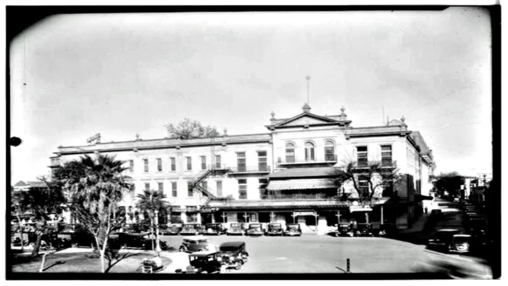 Image of the Menger Hotel from 1936, known for its haunted history in San Antonio.