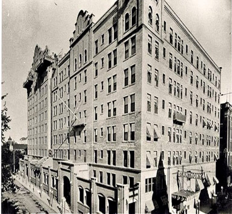 Image of the haunted Saint Anthony Hotel in San Antonio.